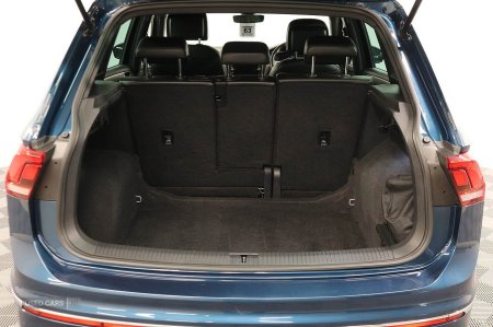 2023 Volkswagen Tiguan - photo 10