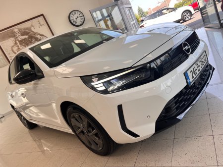 2024 Opel Corsa Elegance 1.2i (75PS) S/S 5 Speed