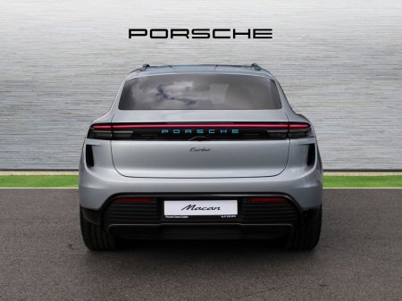2026 Porsche Macan - photo 12