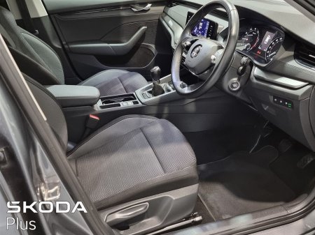 2023 Skoda Octavia - photo 8