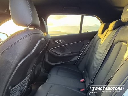 2021 BMW 1-Series - photo 18
