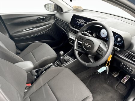 2025 Hyundai Bayon - photo 8