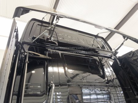 2026 SCANIA 590S - photo 21