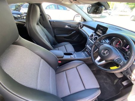 2018 Mercedes-Benz CLA - photo 12