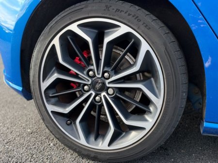 2019 Ford Focus - photo 6