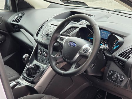 2016 Ford Kuga - photo 22