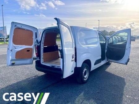 2023 Fiat Doblo - photo 8