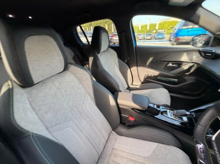 2021 Peugeot 208 - photo 14
