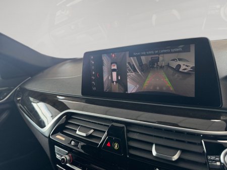 2018 BMW 5-Series - photo 14