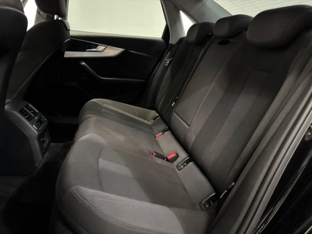 2016 Audi A4 - photo 18