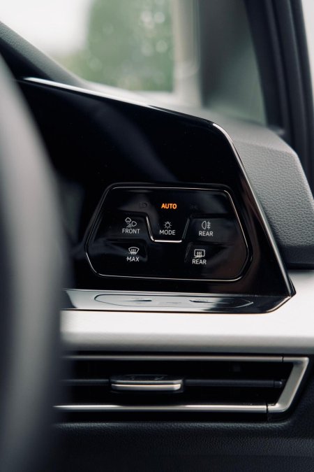 2023 Volkswagen Golf - photo 11