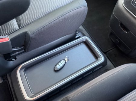 2021 Nissan Serena - photo 24