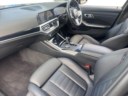 2022 BMW 3-Series - photo 15