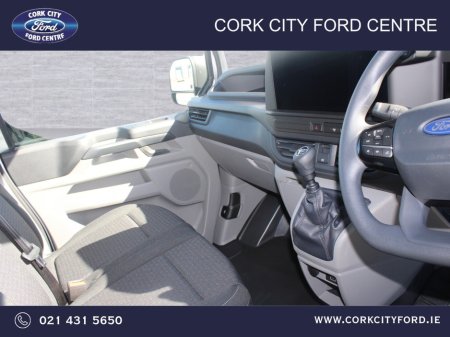 2026 Ford Transit Custom - photo 14