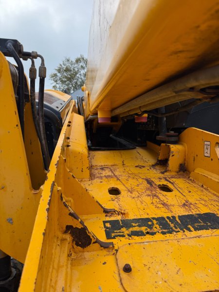 0 JCB  - photo 6