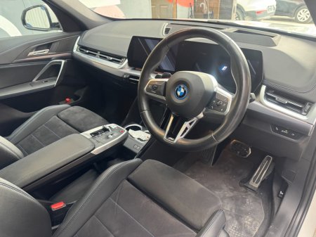 2023 BMW iX1 - photo 7