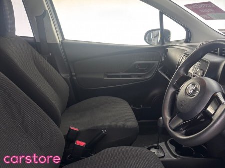 2019 Toyota Vitz - photo 9