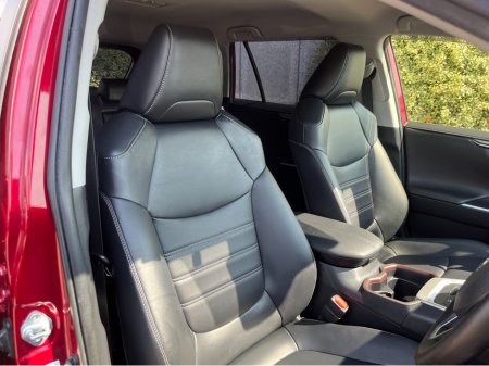 2019 Toyota RAV4 - photo 13