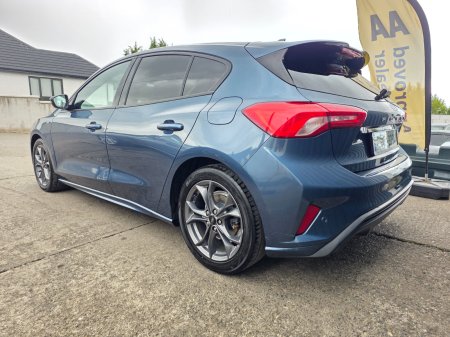 2021 Ford Focus - photo 6