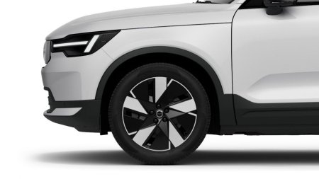 2027 Volvo EX40 - photo 5