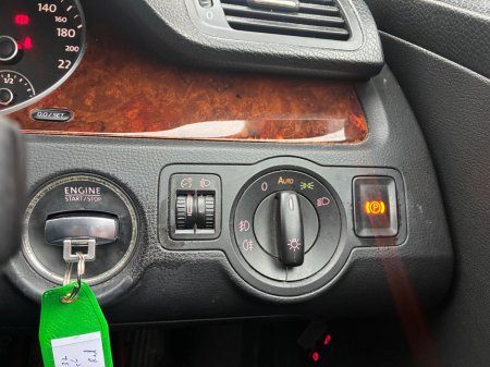 2010 Volkswagen Passat - photo 17