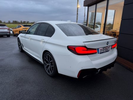 2021 BMW 5-Series - photo 8