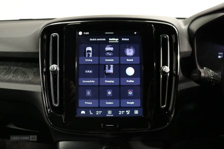 2023 Volvo XC40 - photo 34