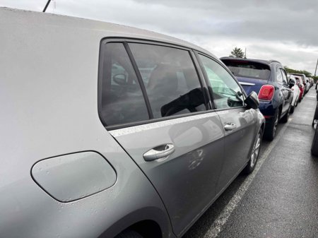 2015 Volkswagen Golf - photo 2