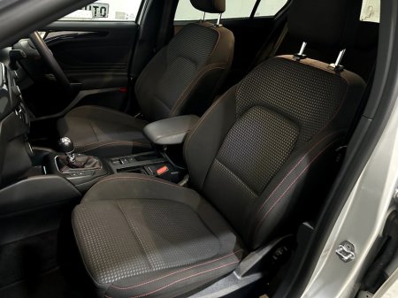 2022 Ford Focus - photo 8