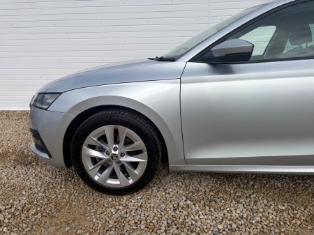 2021 Skoda Octavia - photo 18