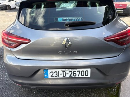 2023 Renault Clio - photo 4