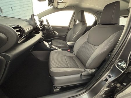 2023 Toyota Yaris - photo 6