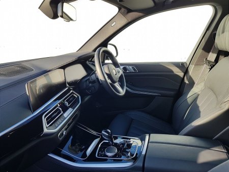 2021 BMW X5 - photo 7