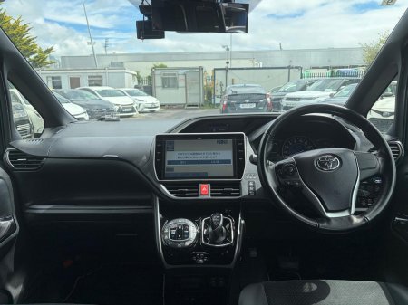 2021 Toyota Voxy - photo 22