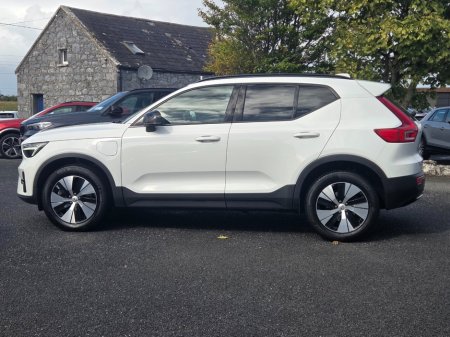 2023 Volvo XC40 - photo 7
