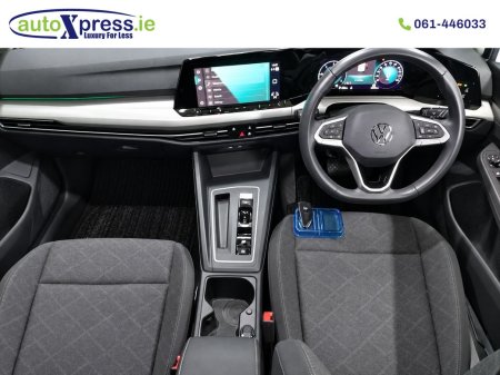 2023 Volkswagen Golf - photo 4
