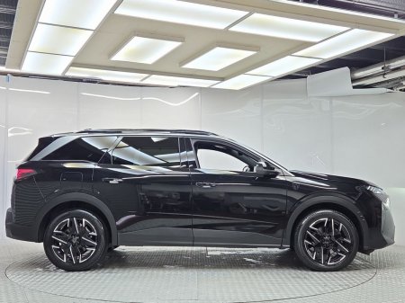 2025 Peugeot 5008 - photo 11