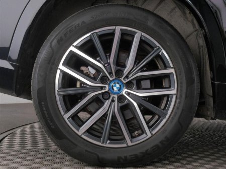 2024 BMW iX1 - photo 13