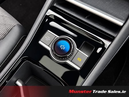 2025 Volkswagen Tiguan - photo 17