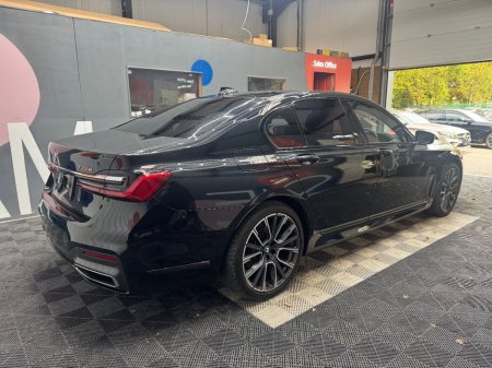 2021 BMW 7-Series - photo 3