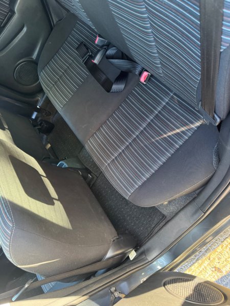 2010 Mazda Demio - photo 11