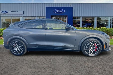 2025 Ford Mustang Mach-E - photo 3
