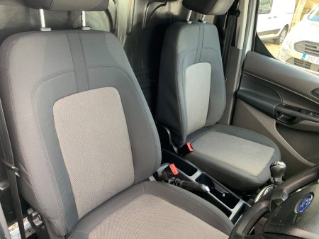 2020 Ford Transit Connect - photo 17