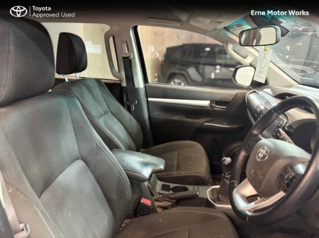2023 Toyota Hilux - photo 8