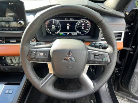 2022 Mitsubishi Outlander - photo 4