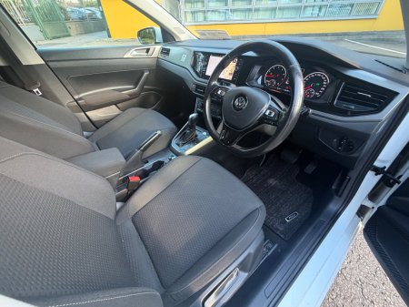 2020 Volkswagen Polo - photo 9