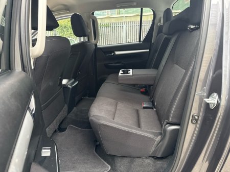 2023 Toyota Hilux - photo 7