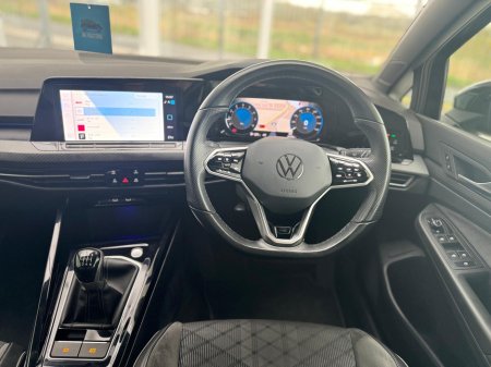 2024 Volkswagen Golf - photo 15
