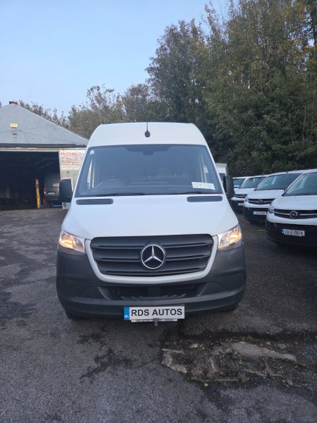 2023 Mercedes-Benz Sprinter - photo 2