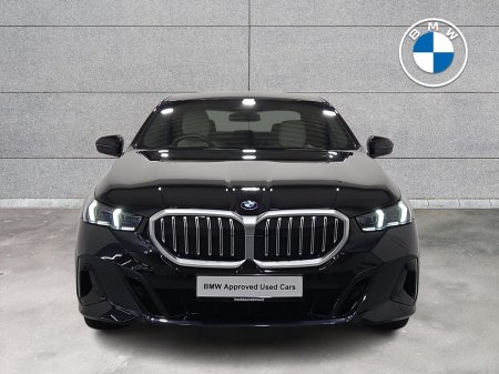 2024 BMW 5-Series - photo 16